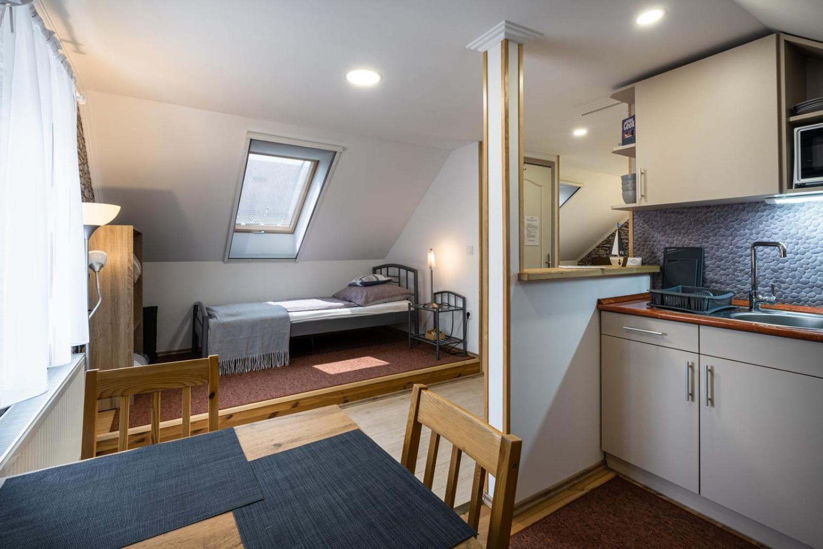Szuerke Vendeghaz Balatonkenesen Apartment Luaran gambar