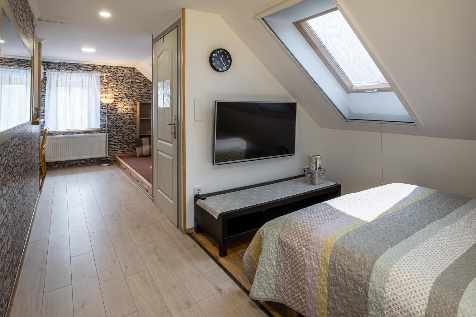 Szuerke Vendeghaz Balatonkenesen Apartment Luaran gambar
