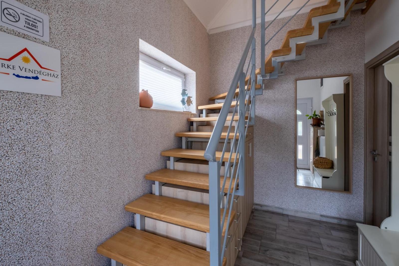 Szuerke Vendeghaz Balatonkenesen Apartment Luaran gambar