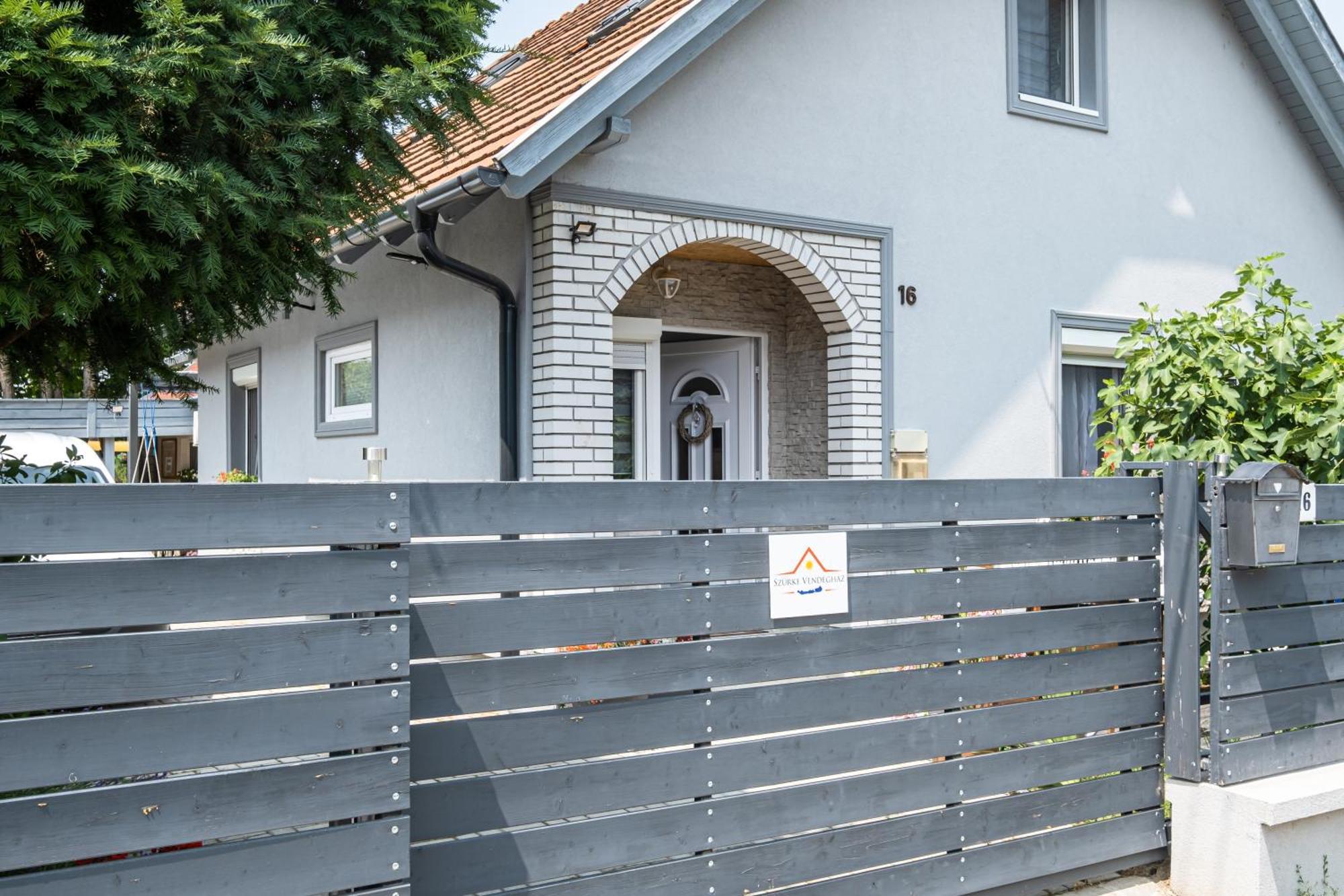 Szuerke Vendeghaz Balatonkenesen Apartment Luaran gambar